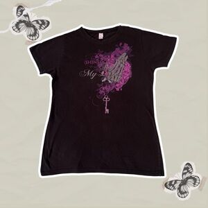 Women’s Fitted XL Y2K Black and Purple Shinedown Graphic Band Tee